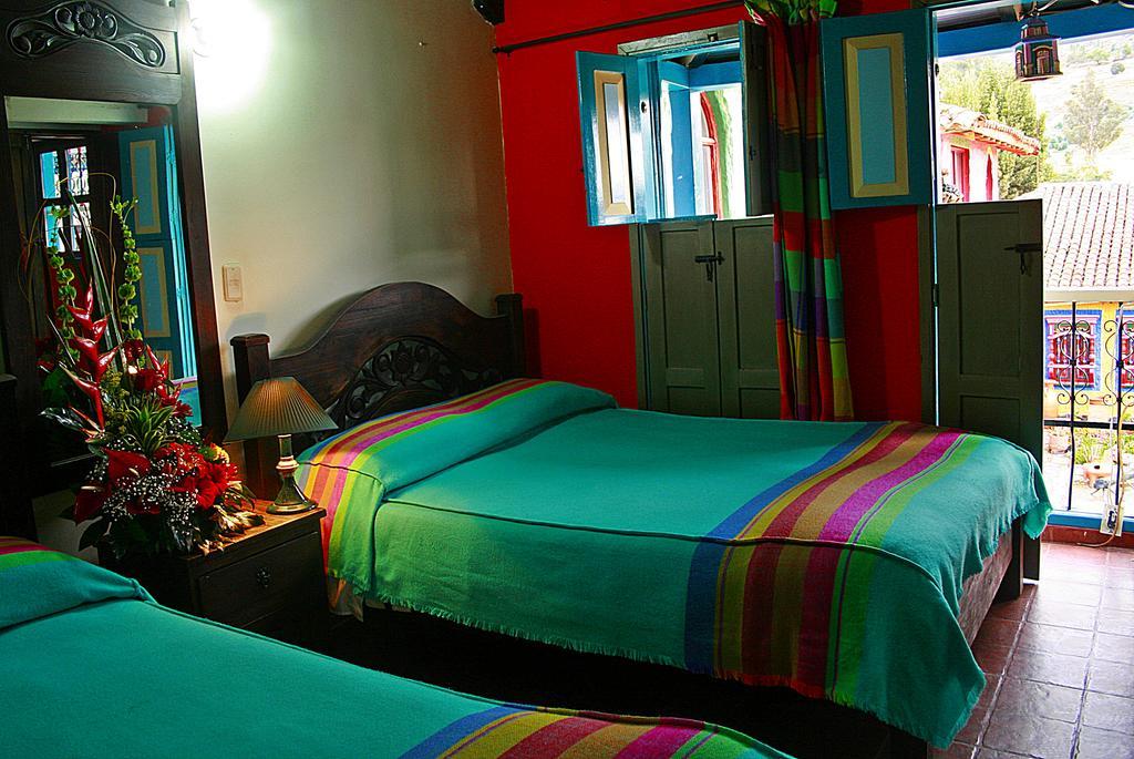 Hotel Los Geranios Duitama Zewnętrze zdjęcie