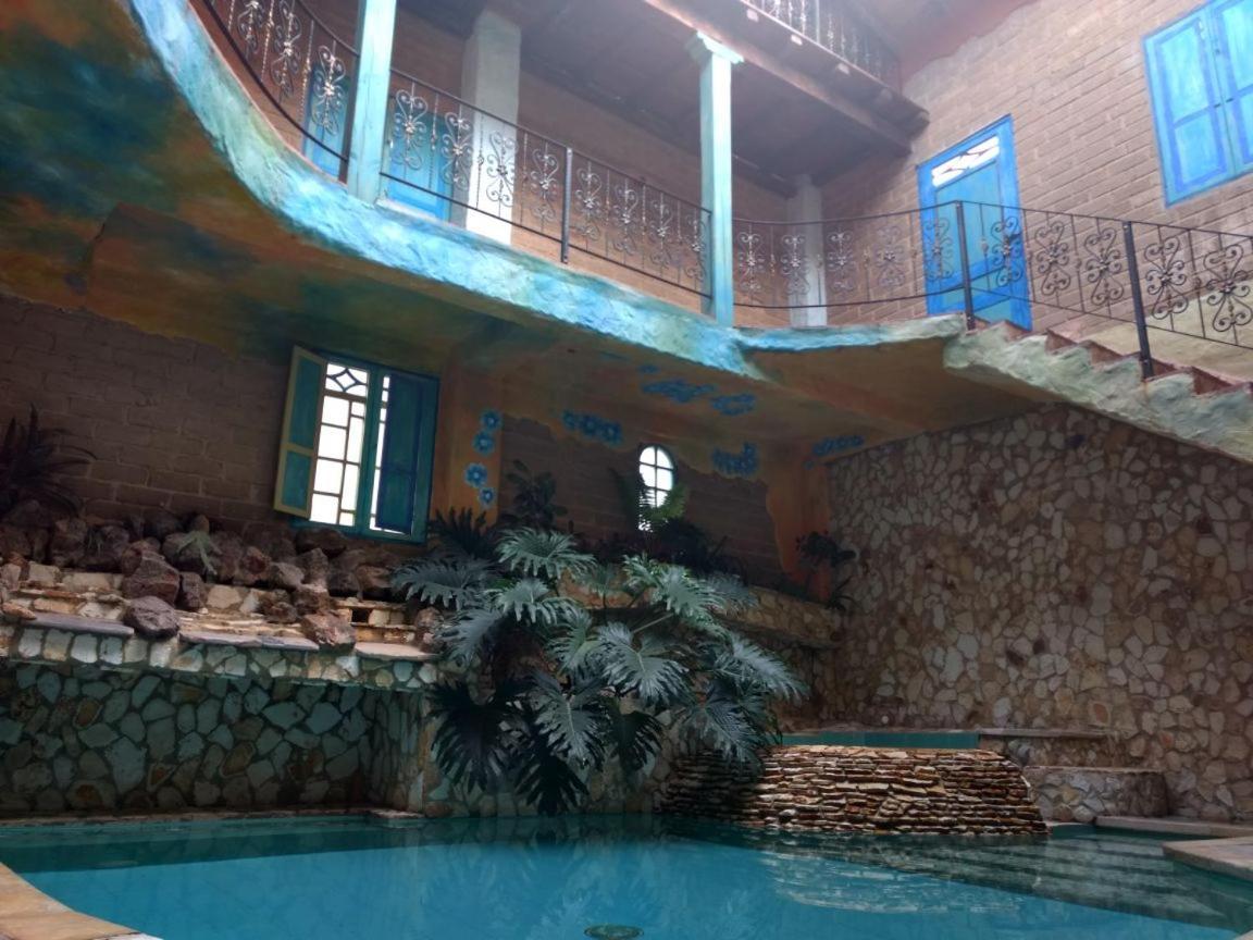 Hotel Los Geranios Duitama Zewnętrze zdjęcie